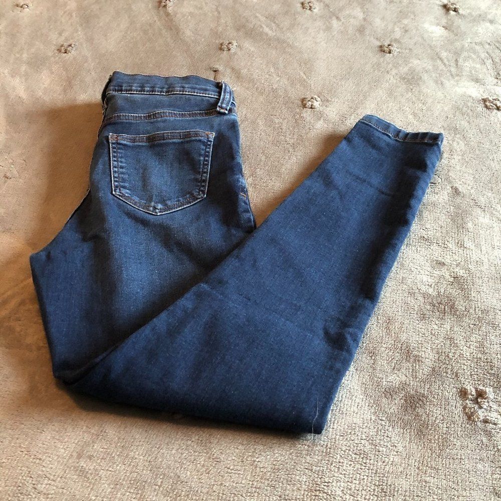Celebrity Pink High Rise Ankle Skinny Jean sz 3 J4